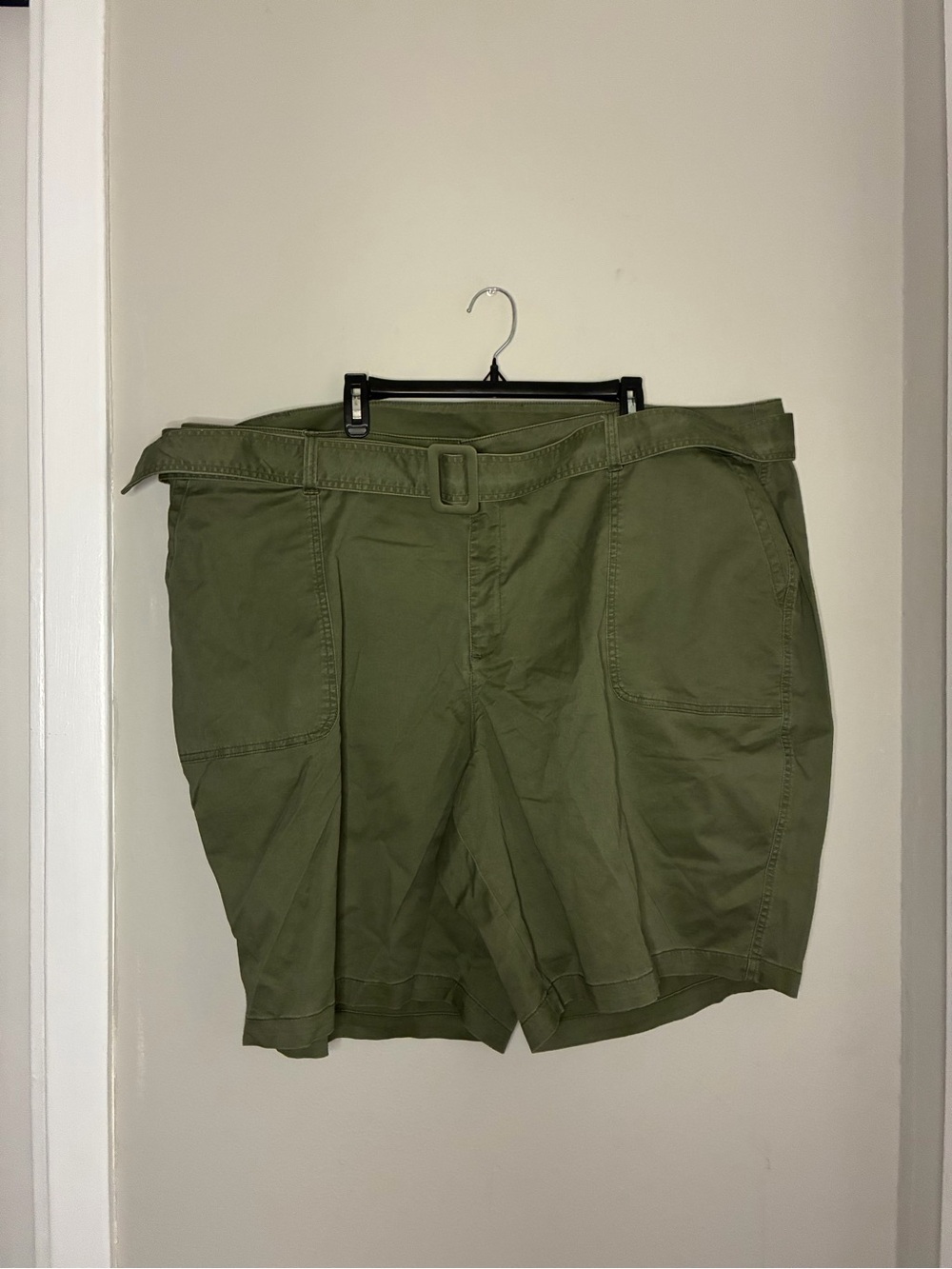 Lane Bryant Green Bermudas